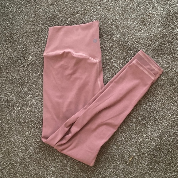 Lululemon aligns - Picture 2 of 4